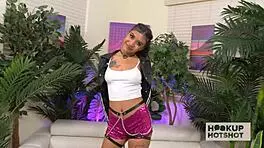 Innocent Cutie Reina Heart Craves Zac Wild's Sloppy Deepthroat Sessions