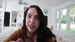 Raven Reign craves cock deep in her slutty mouth riding hard