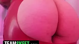 curvy kitty deville's big boobs and juicy ass are 🔥 ready for some licking action 💦