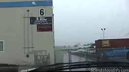 Teen babe fingers her wet pussy in the car 🚗💦