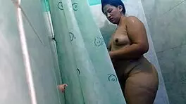 home from work, taking a steamy bath then fingering my big pussy to intense orgasm 😍🛁