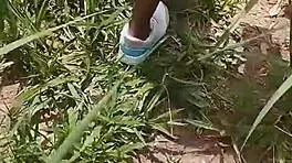 Deixei ele gozar dentro em público por dinheiro na rua selvagem!