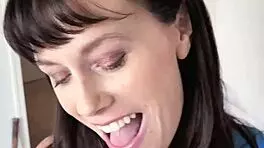 ohh alana cruise that hot milf bicycle bangin got me feelin the blues so bad