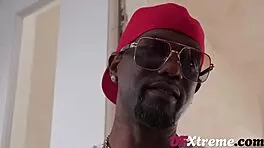 亚历克西斯·詹姆斯害羞深喉披萨外送鸡巴幻想😍🍕