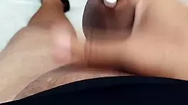 gf toys her pussy with my gift till she squirts 💦😍