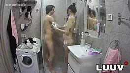 luuv this webcam couple's STEAMY shower FLASH turning into wild exhibitionist fuck!