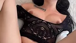 colombian singer's first anal tempts with latina curves pov