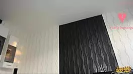 sexydea pawg twerks tight ass with anal plug on live webcam