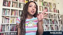 la bellísima mulata luna blackx chupa y saca leche a torbe tras entrevista