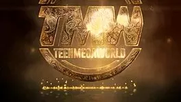 Alice xo surprised by oral while panty-free book reading