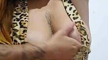 i'm so horny, cum on my tits and armpits.