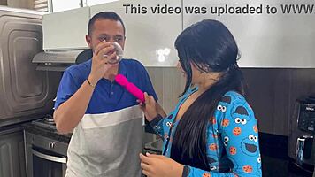 Fat Wife Seduces Plumber for Deepthroat and Fucking