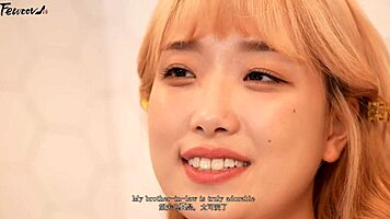 Mean Blonde Tempts With Armpit Show