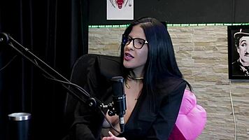 Gosta De Dar O Cu Deu Dicas Para Um Bom Sexo Anal Casou Com Um Cliente Mas Nao Se Ver Preparada Para Um Relacionamento Leticia Braga Watch On Sheer Red