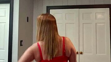 Brunette housewife strips teasing to music in homemade solo show