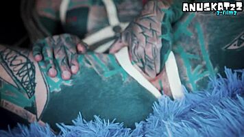 skinny inked girl squirts from intense solo gaping play